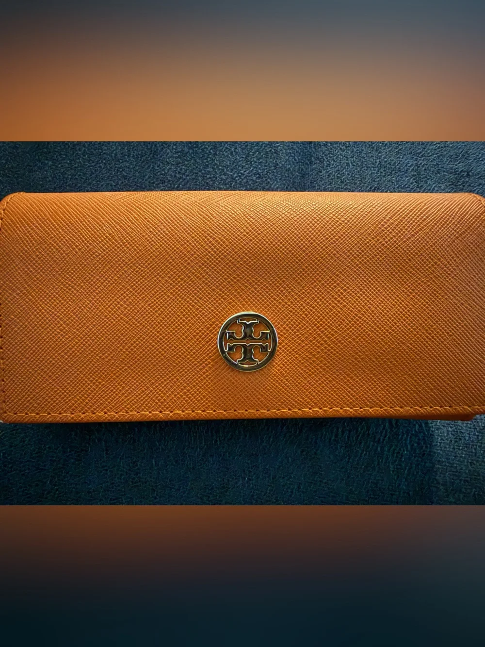 Tory Burch Round Glasses with Gold Logo and Orange Case